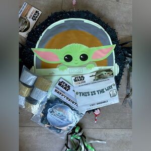 Star Wars Birthday Party Lot Pinata Balloons Streamers Banner Mandalorian Grogu